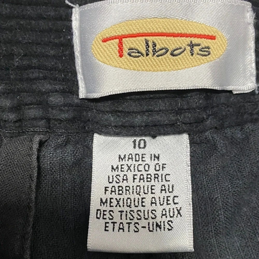 Talbots Women's Black Corduroy Straight Leg Pleated Pants Size 10.
